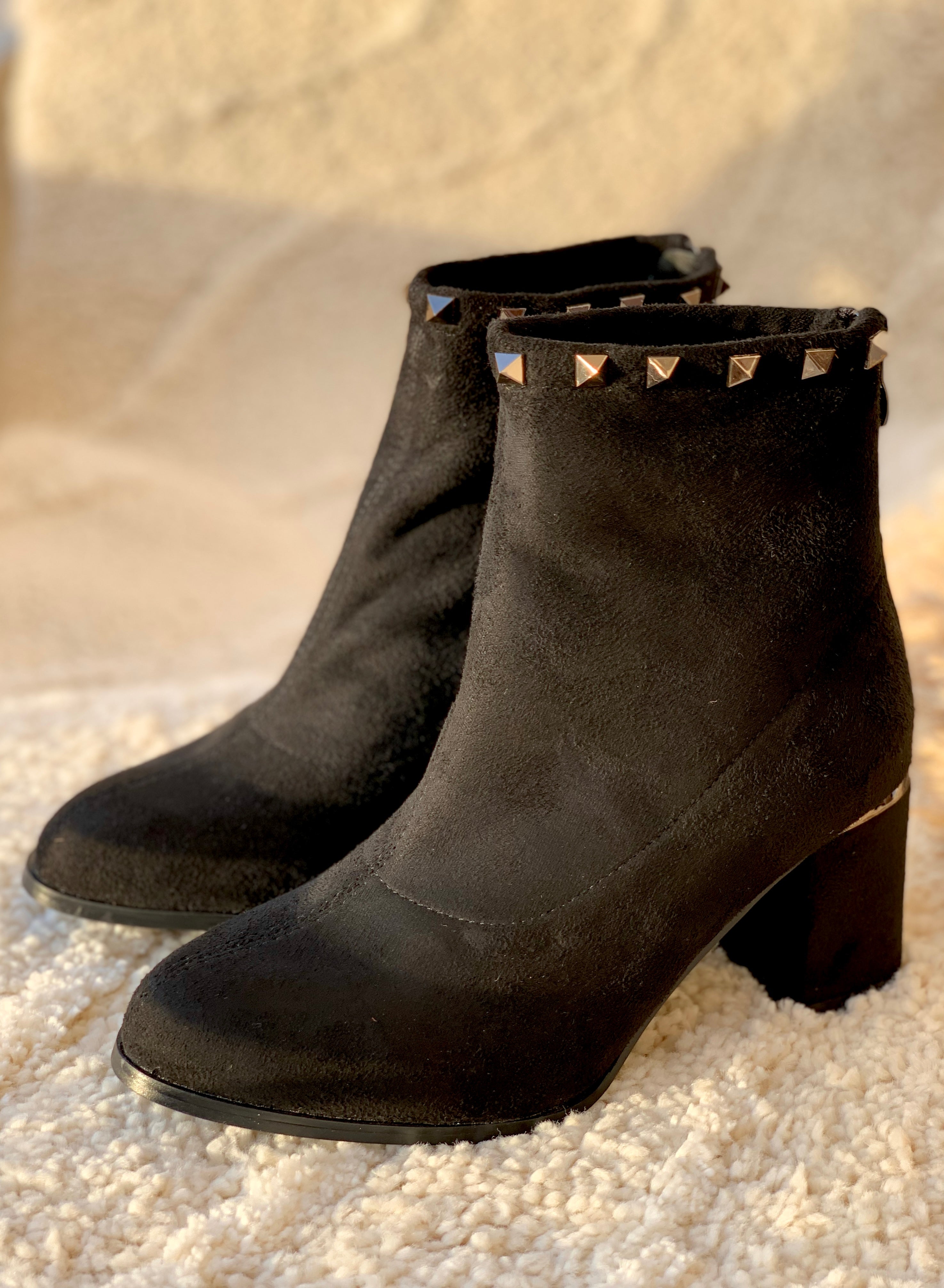 Velvet Classic half-boot