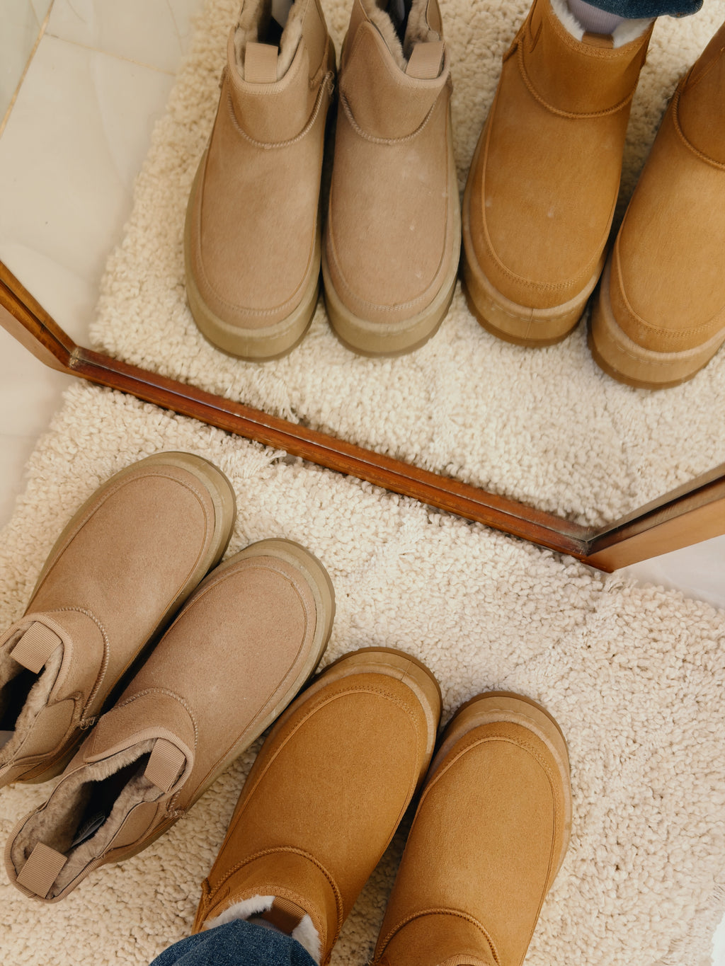 UGGS