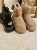 UGGS