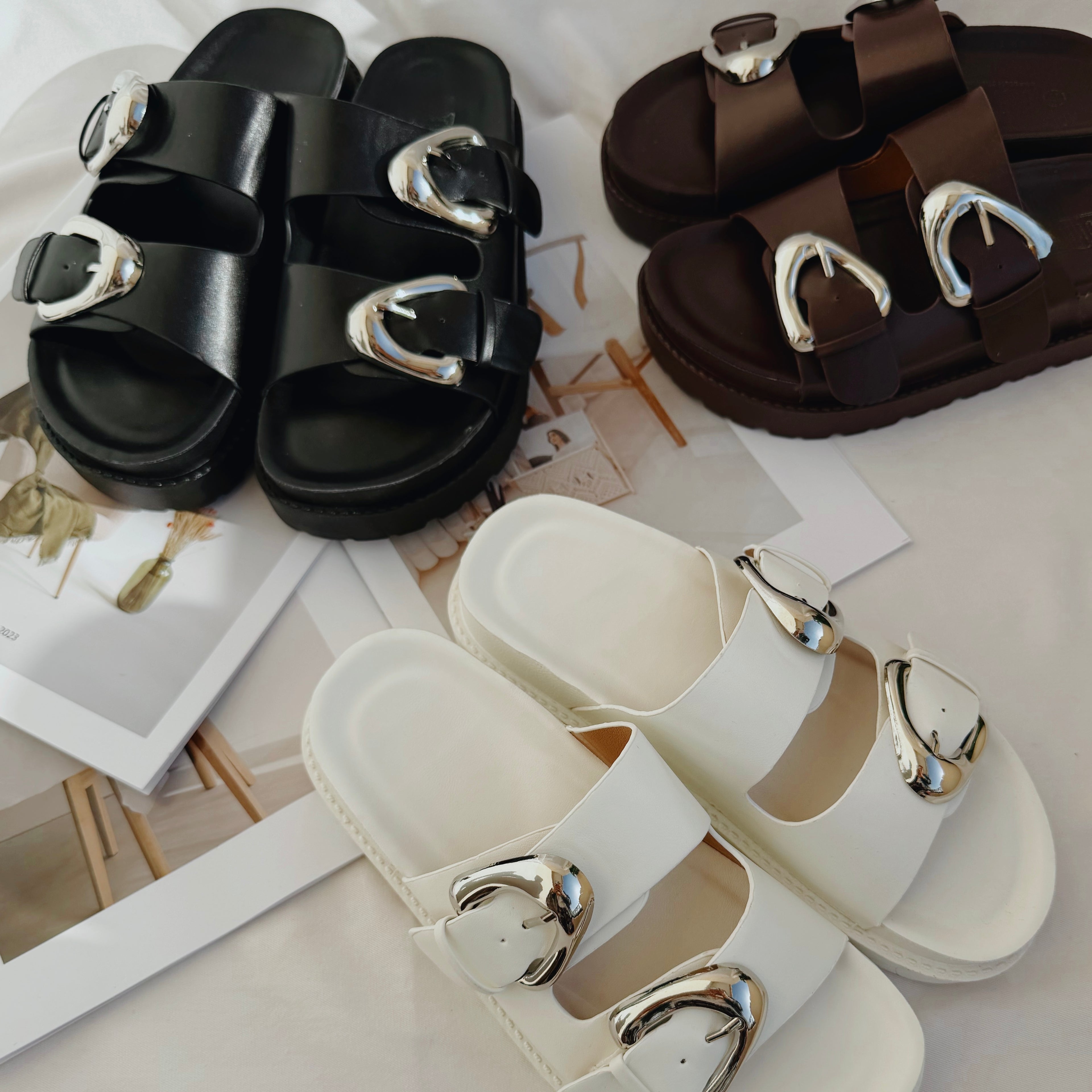 Chunky Buckle Slides
