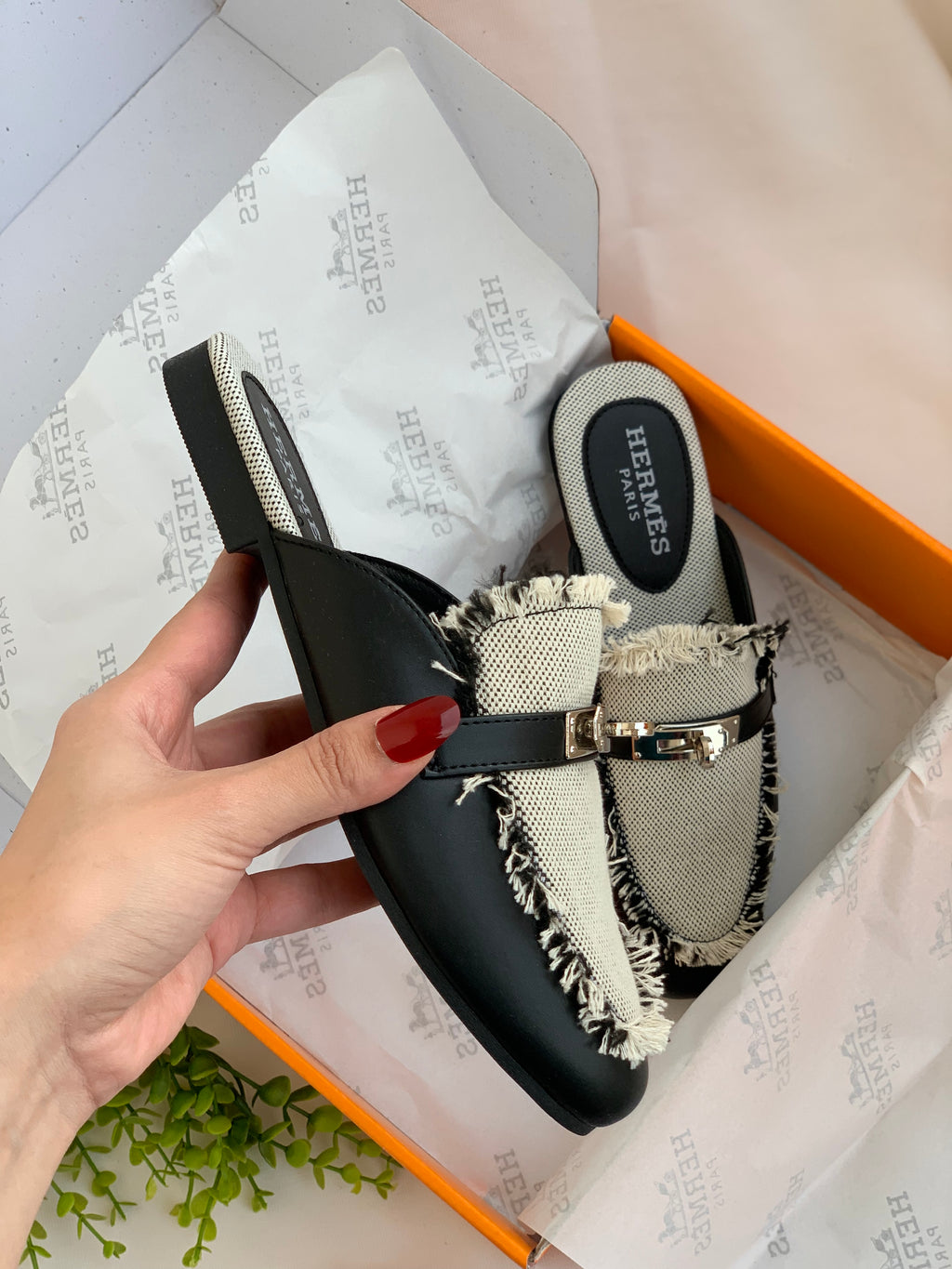 Hermes mules