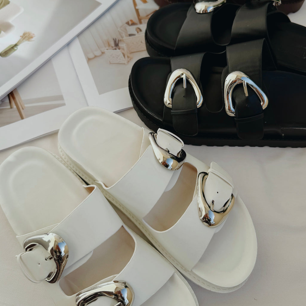Chunky Buckle Slides