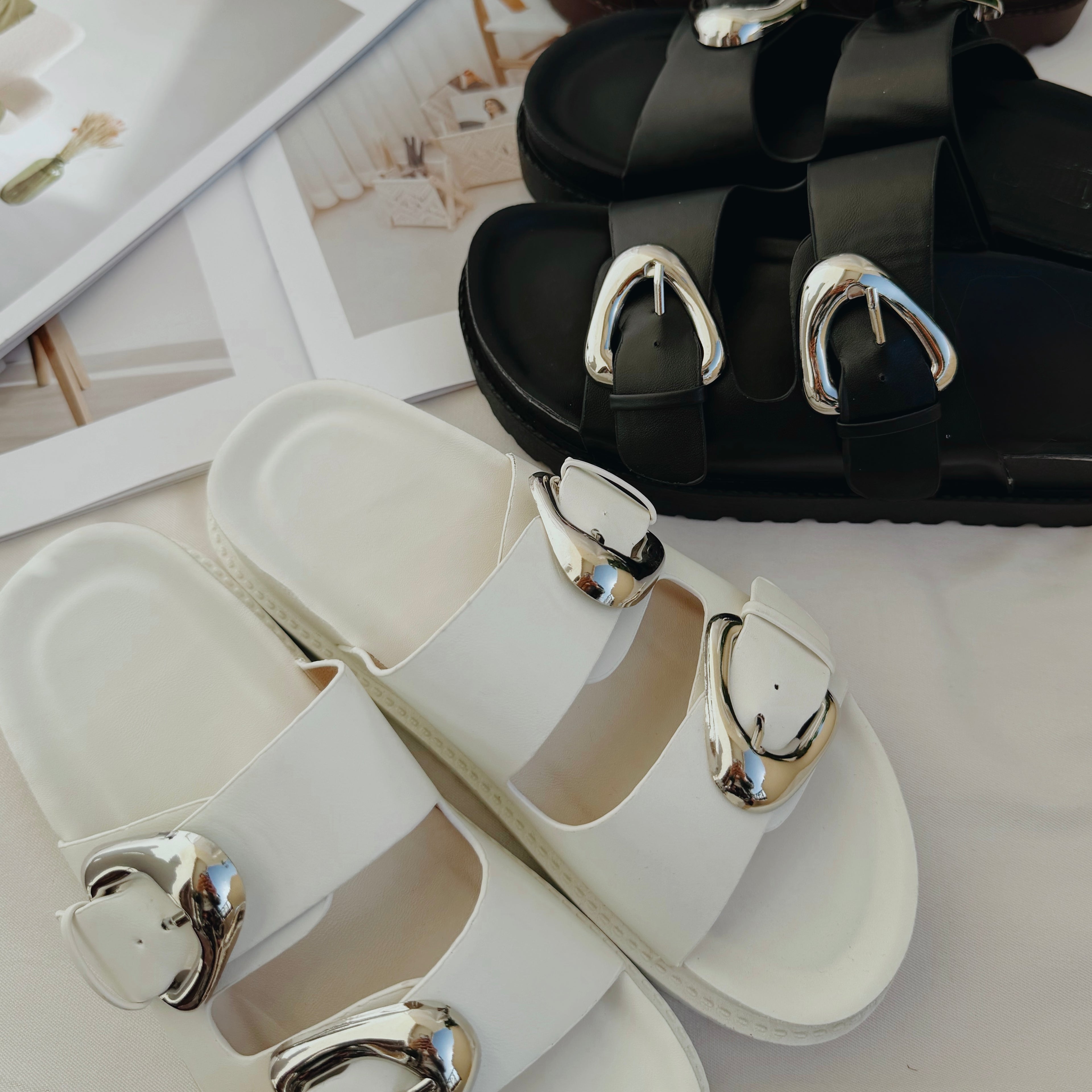 Chunky Buckle Slides