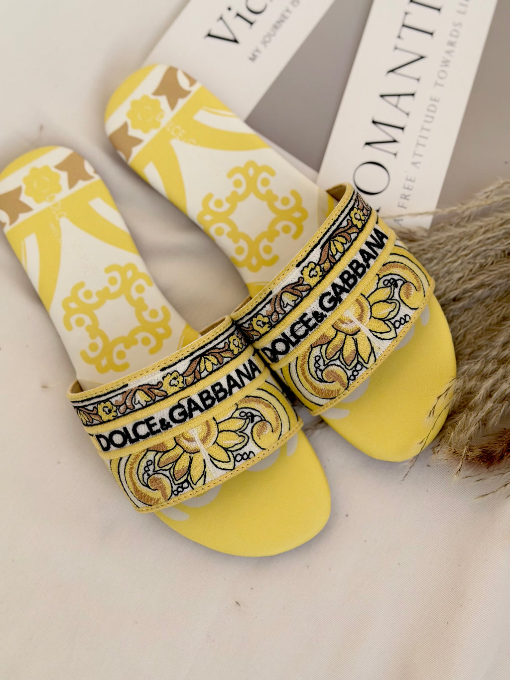 D&G Slipper