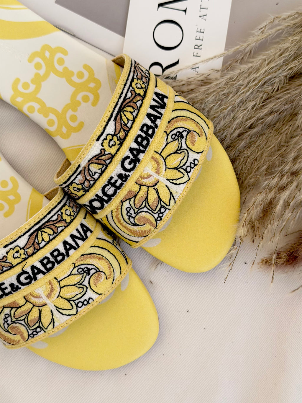 D&G Slipper