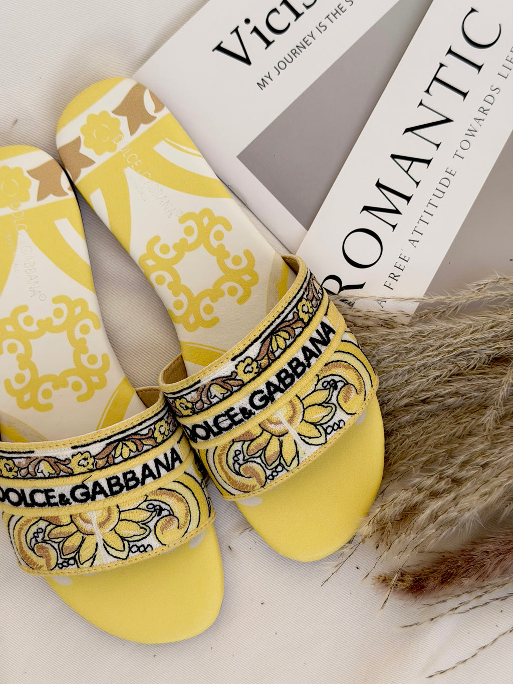 D&G Slipper